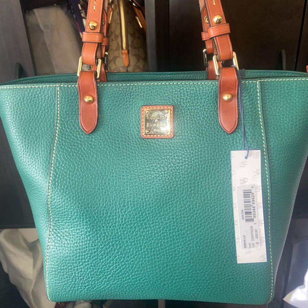Dooney & Bourke Janie Tote in the Leaf Color